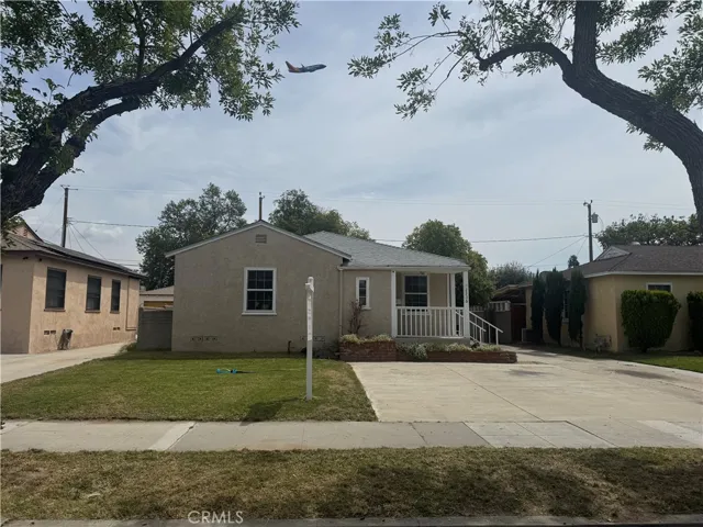 2236 N Manning, Burbank, California 91505
