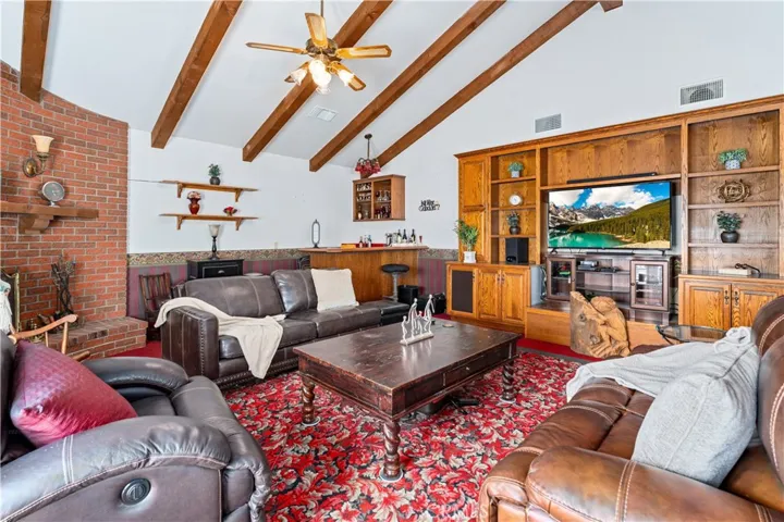 16872 Iris, Riverside, California 92504