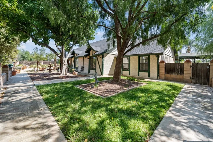 16872 Iris, Riverside, California 92504