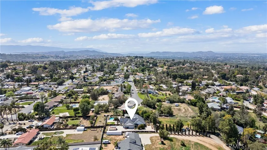 16872 Iris, Riverside, California 92504