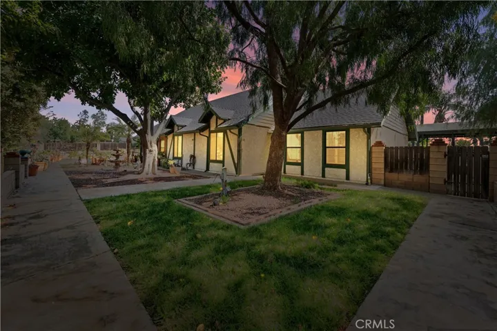 16872 Iris, Riverside, California 92504