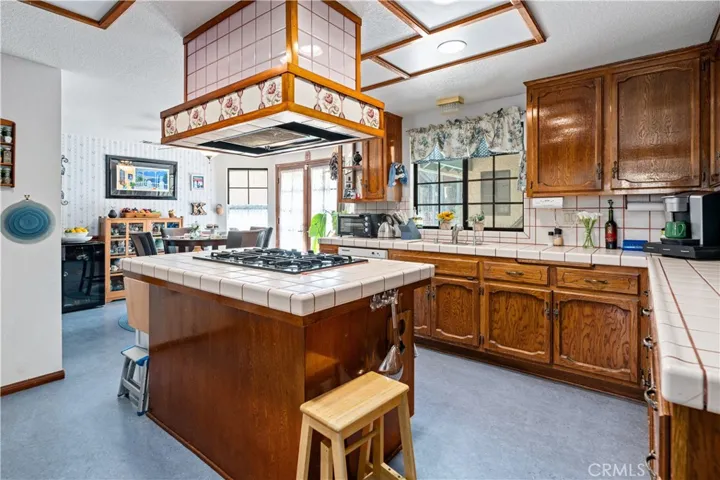 16872 Iris, Riverside, California 92504