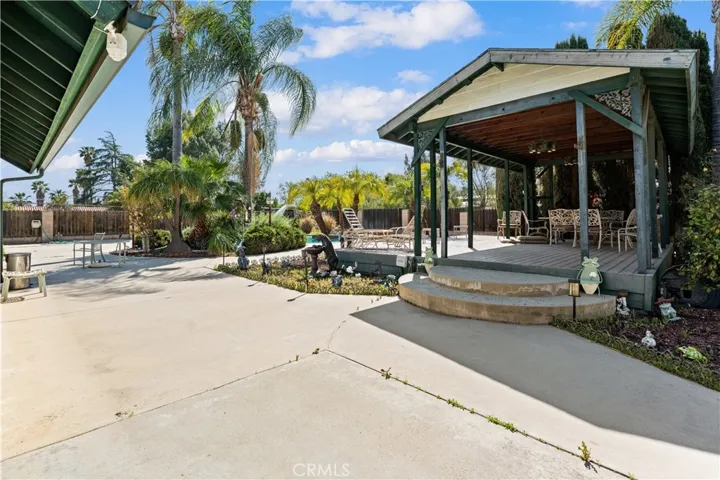 16872 Iris, Riverside, California 92504