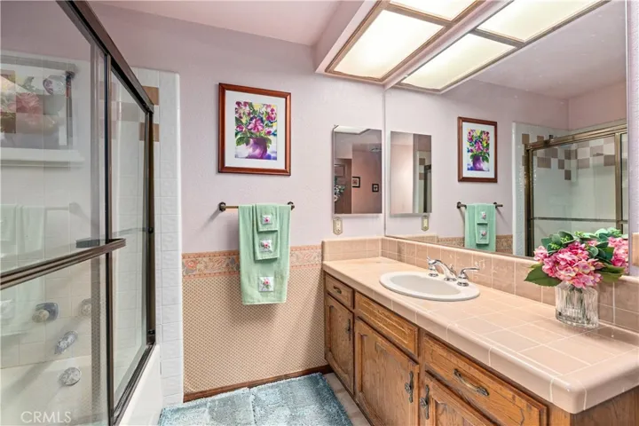 16872 Iris, Riverside, California 92504