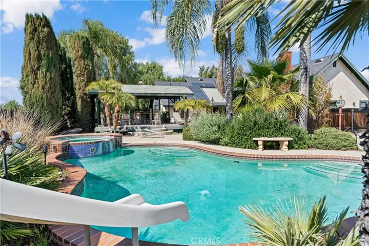 16872 Iris, Riverside, California 92504