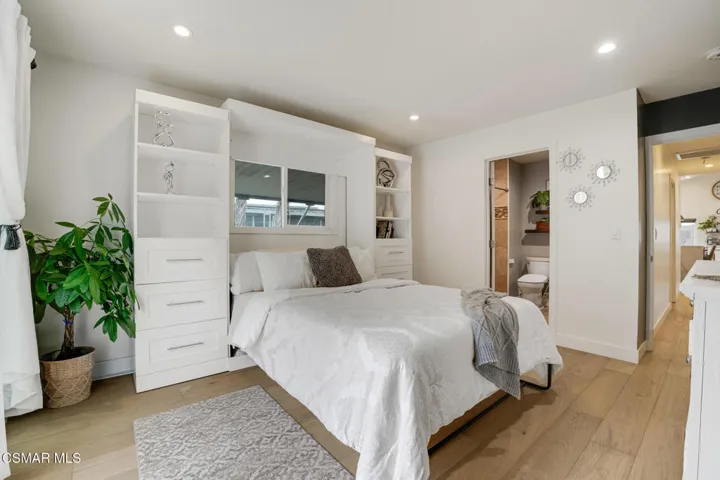 Primary bed