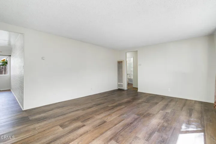 132 Pointsettia Ave-6