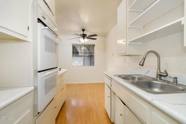 132 Pointsettia Ave-24