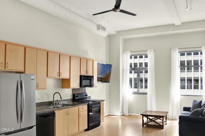 Living/Kitchen