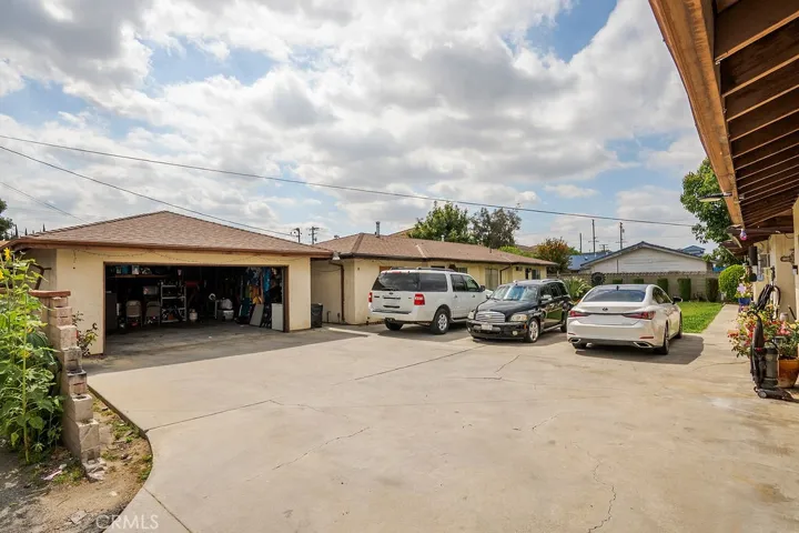 Tenant Occupied Unit Garage