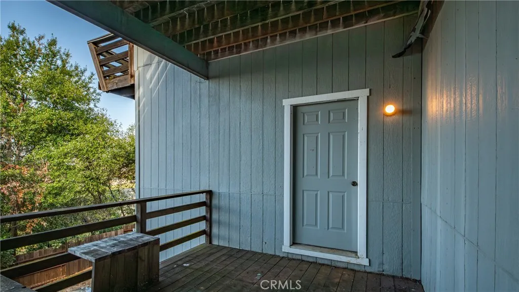 Entry to downstairs with deck