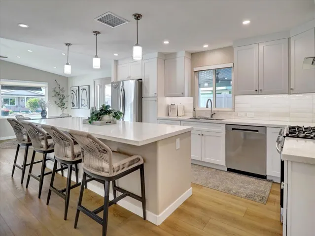 16-73170 Cabazon Peak Dr-16