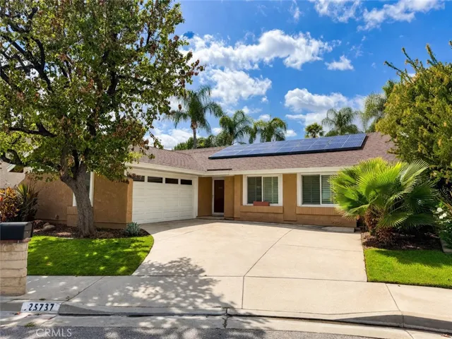25737 Tamarisk Place, Valencia, California 91355