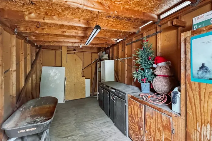 Outdoor shed