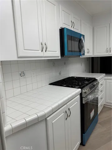 Kitchen new stove and microwave