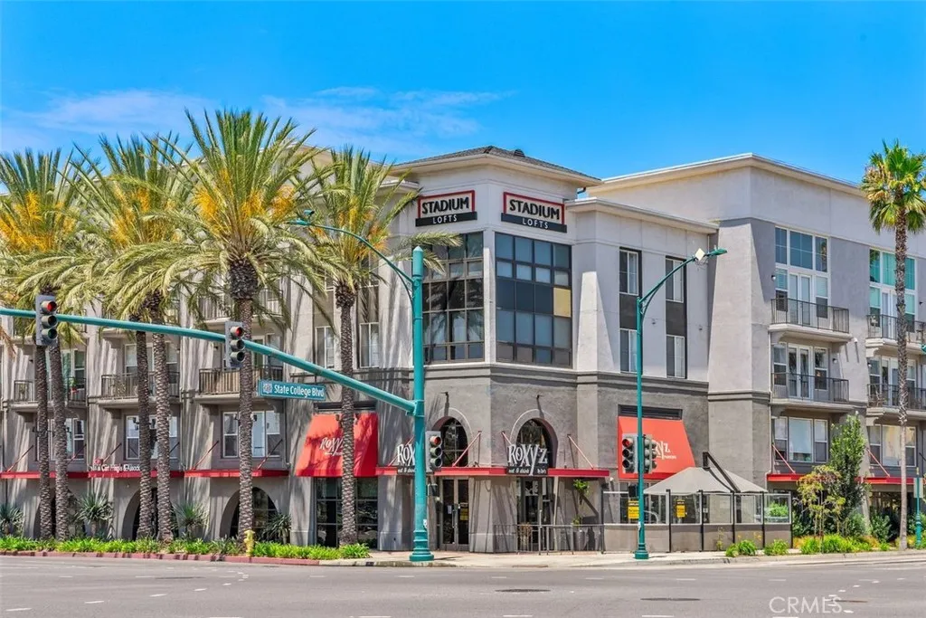 Stadium Lofts Exterior