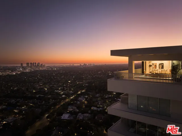 9255 Doheny Road Ph, West Hollywood, California 90069