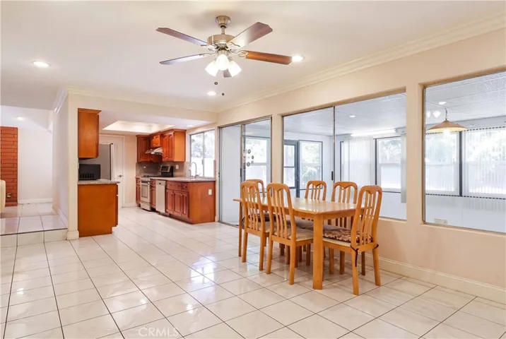 2533 S Townsend, Santa Ana, California 92704