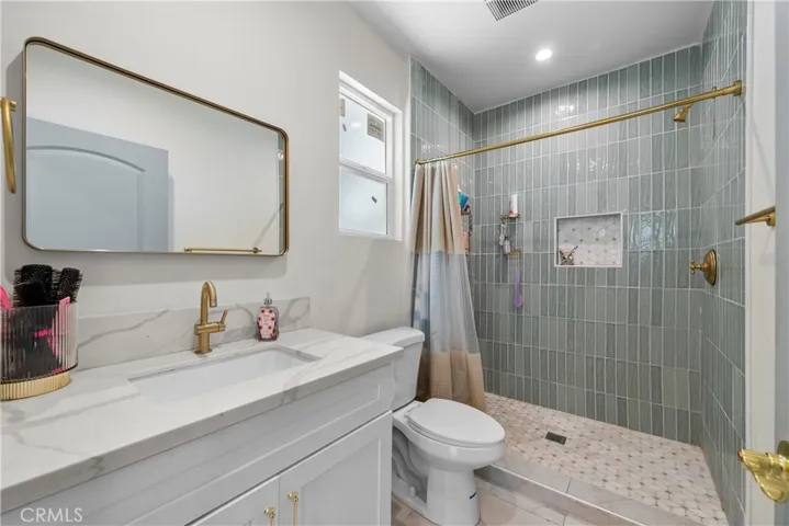Luxurious bathroom