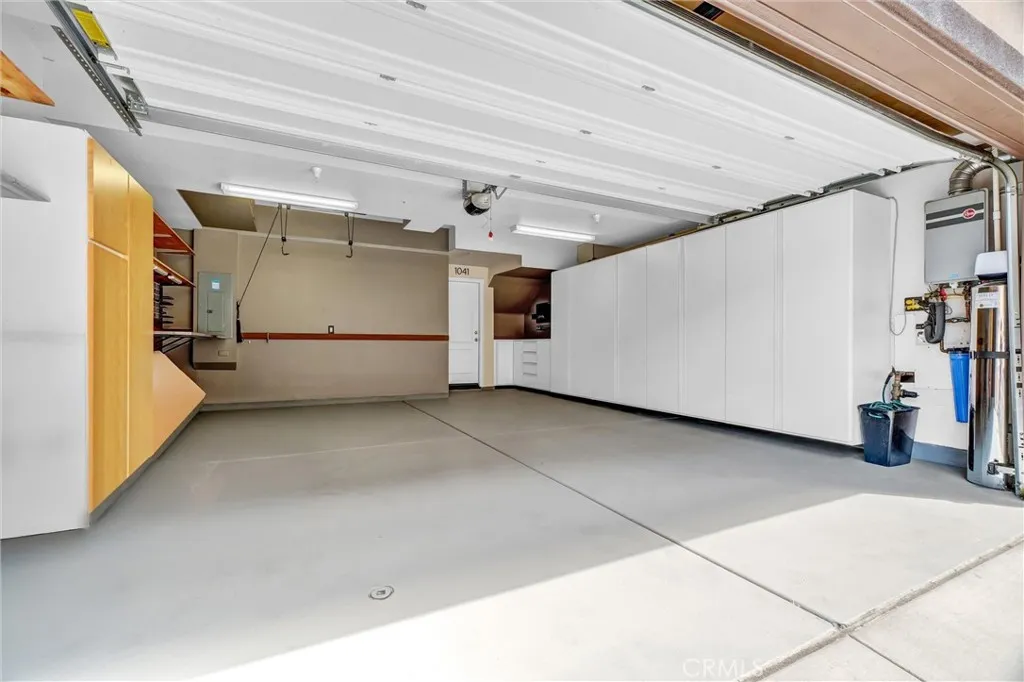 Built-in Cabinets & Water Filtration System