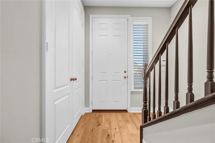 w/ Hardwood Flooring