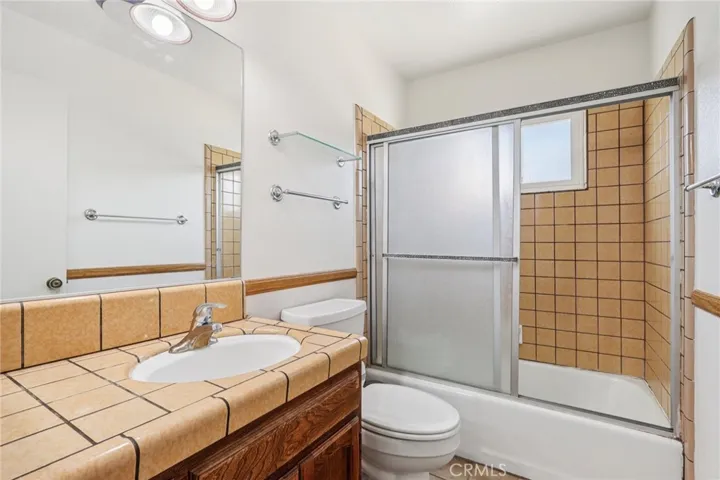 5209 W Avenue M8, Lancaster, California 93536
