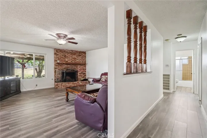 5209 W Avenue M8, Lancaster, California 93536