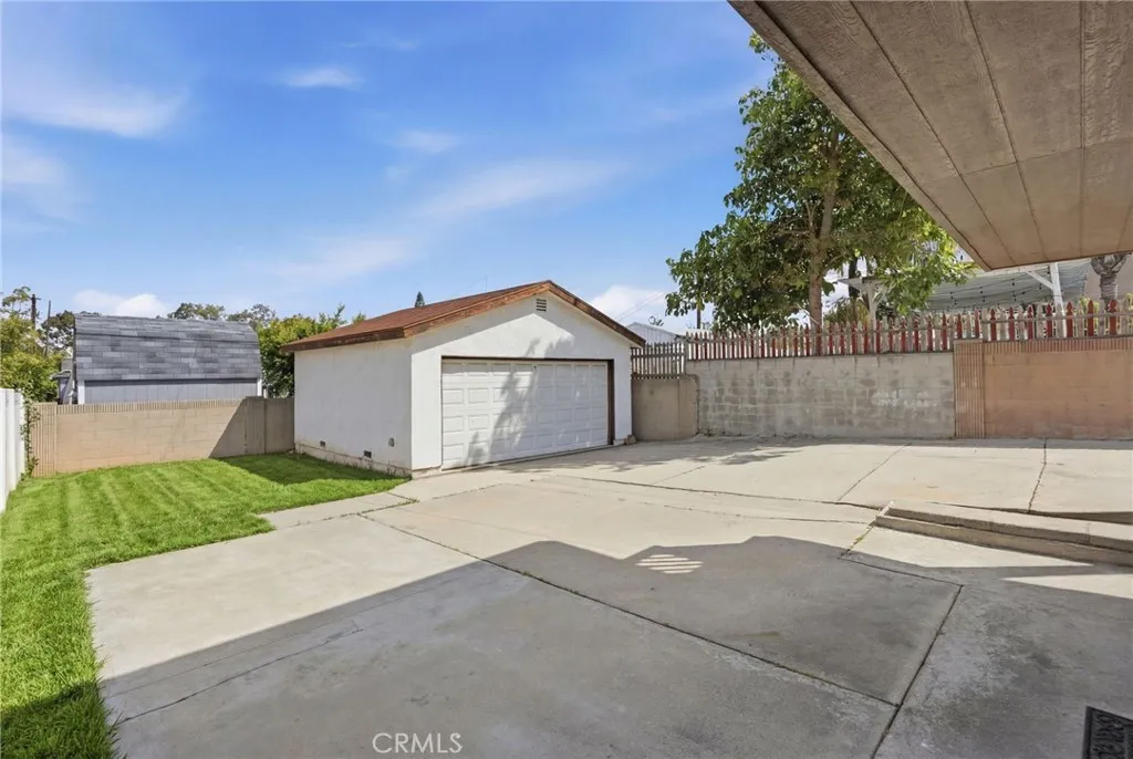 1311 W R, Wilmington, California 90744 — photo 4