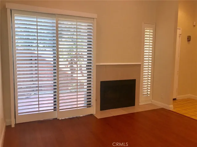 17807 Devonshire Street 4, Northridge, California 91325