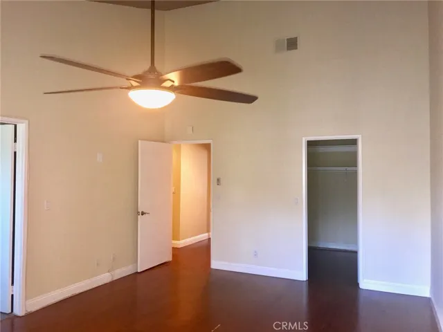 17807 Devonshire Street 4, Northridge, California 91325