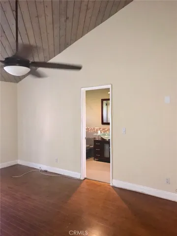 17807 Devonshire Street 4, Northridge, California 91325