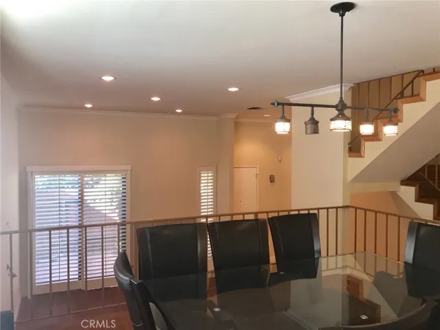 17807 Devonshire Street 4, Northridge, California 91325