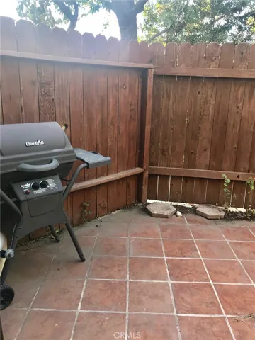 17807 Devonshire Street 4, Northridge, California 91325