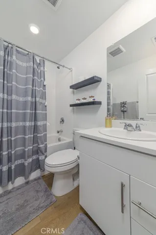 Downstairs full bath.