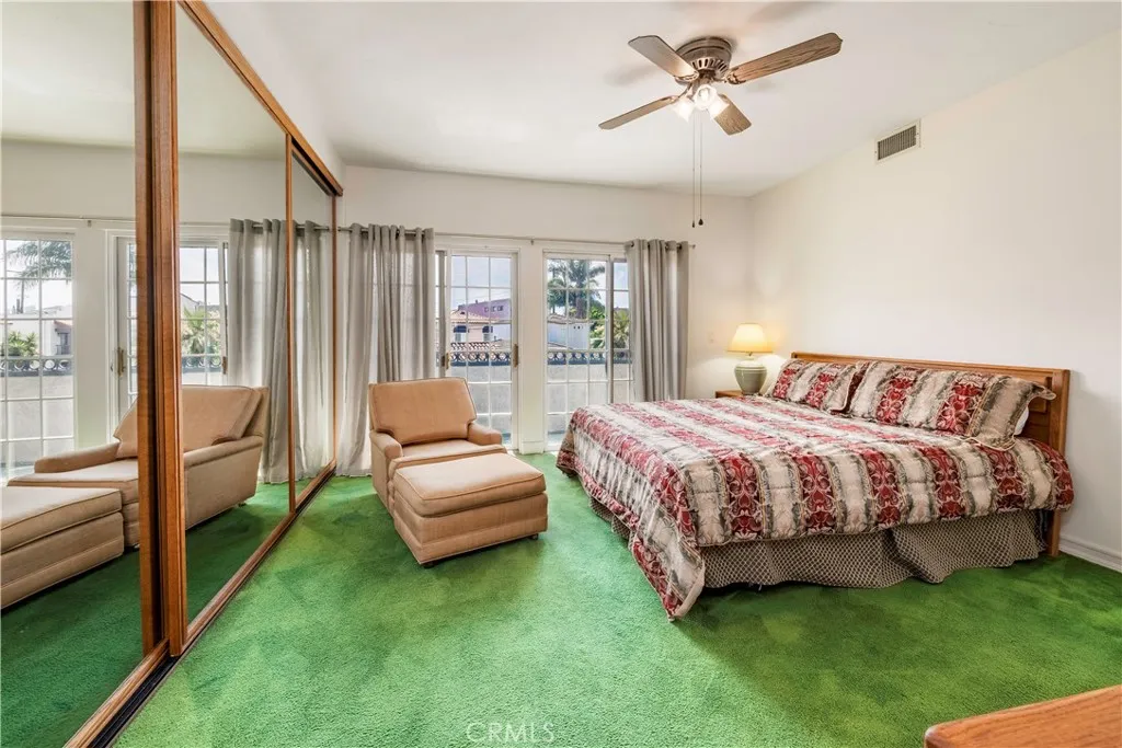 Secondary bedroom