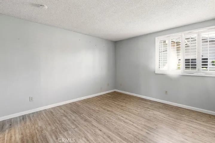 8633 Portola Court 17e, Huntington Beach, California 92646