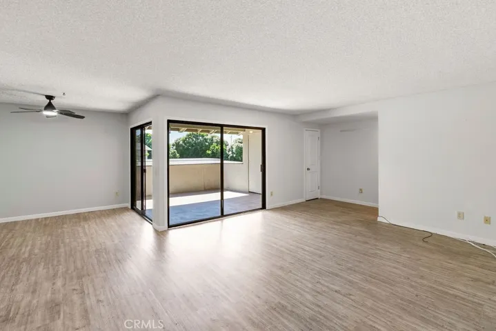 8633 Portola Court 17e, Huntington Beach, California 92646