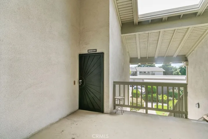 8633 Portola Court 17e, Huntington Beach, California 92646