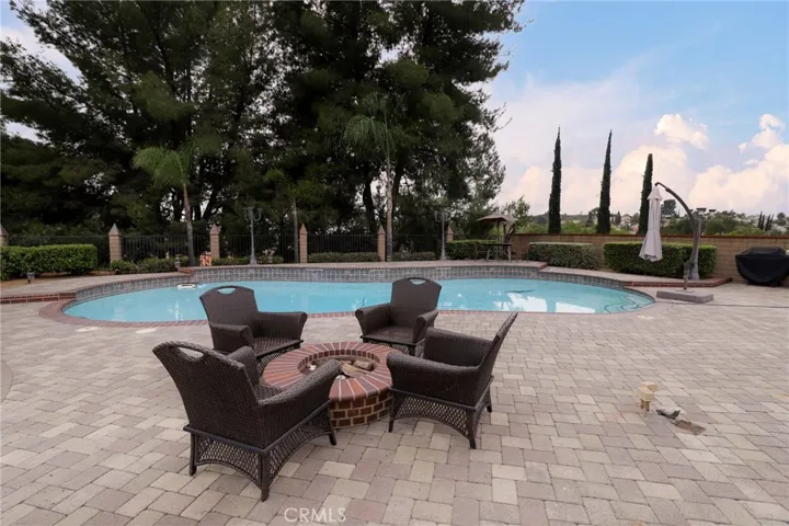 24340 Sylvan Glen Road, Diamond Bar, California 91765