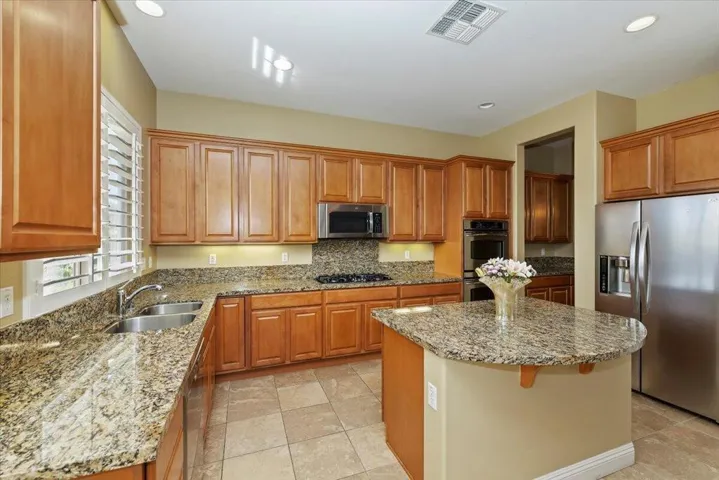 34-Kitchen