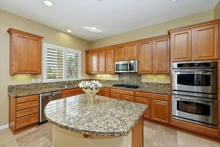 33-Kitchen