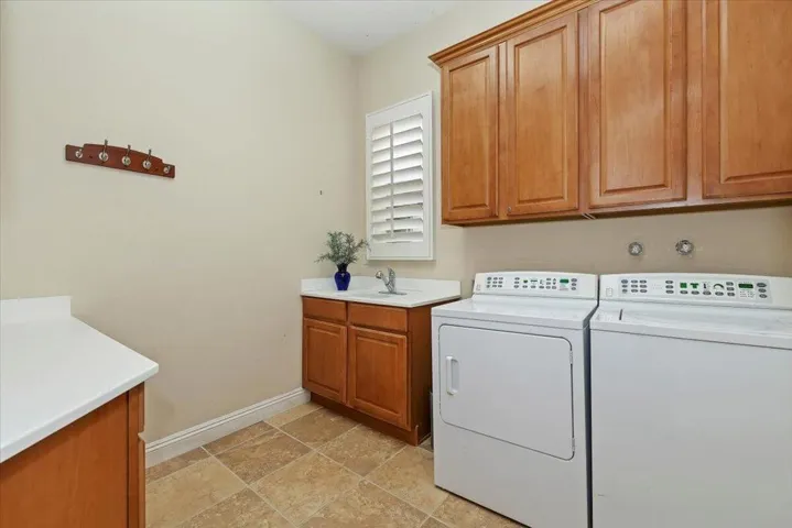 42-Laundry