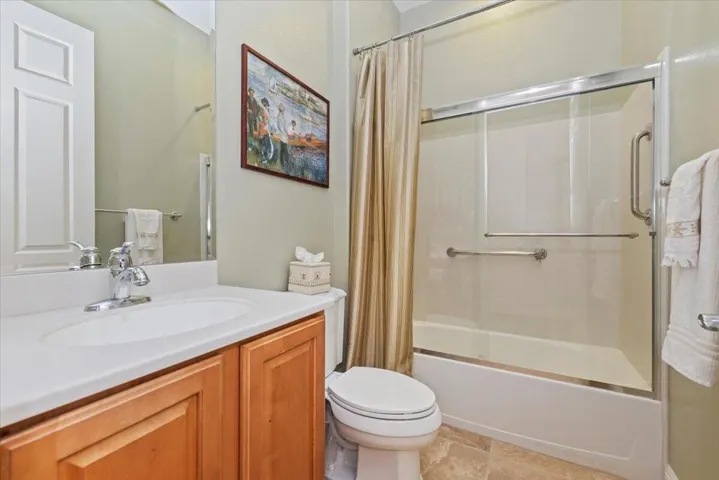 44-Bathroom