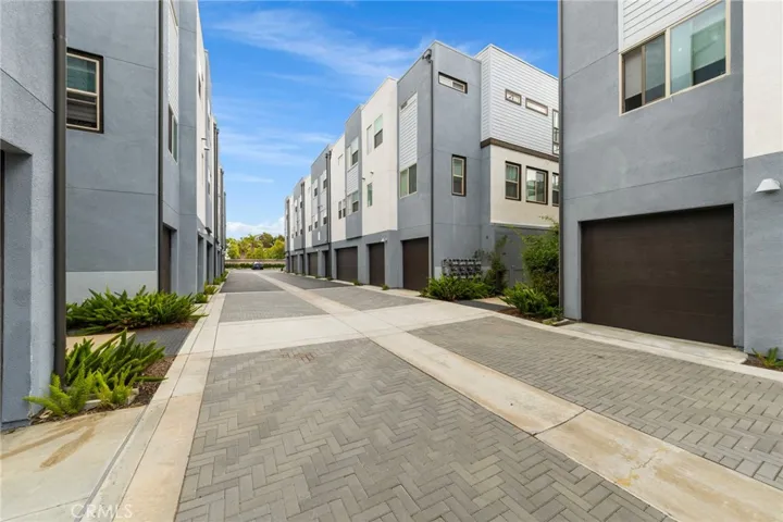 210 Placemark, Irvine, California 92614