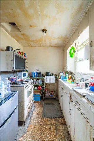 7417 Apperson, Tujunga, California 91042