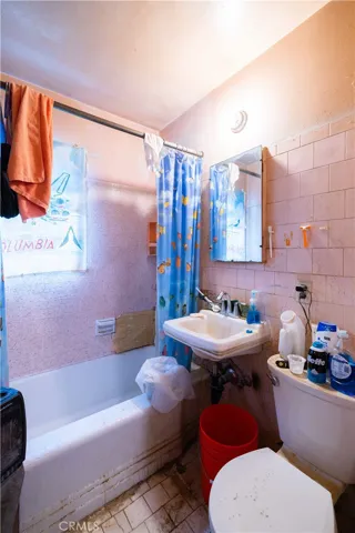 7417 Apperson, Tujunga, California 91042
