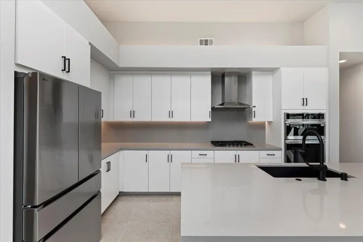 Quartz Counter tops