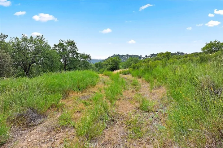 ENTRANCE TO PROPERTY'S OPEN SPACE