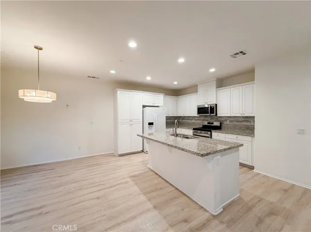 24266 Hazelnut, Murrieta, California 92562