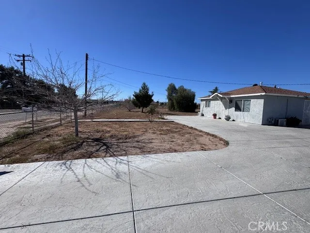 11918 Hemlock, Hesperia, California 92345